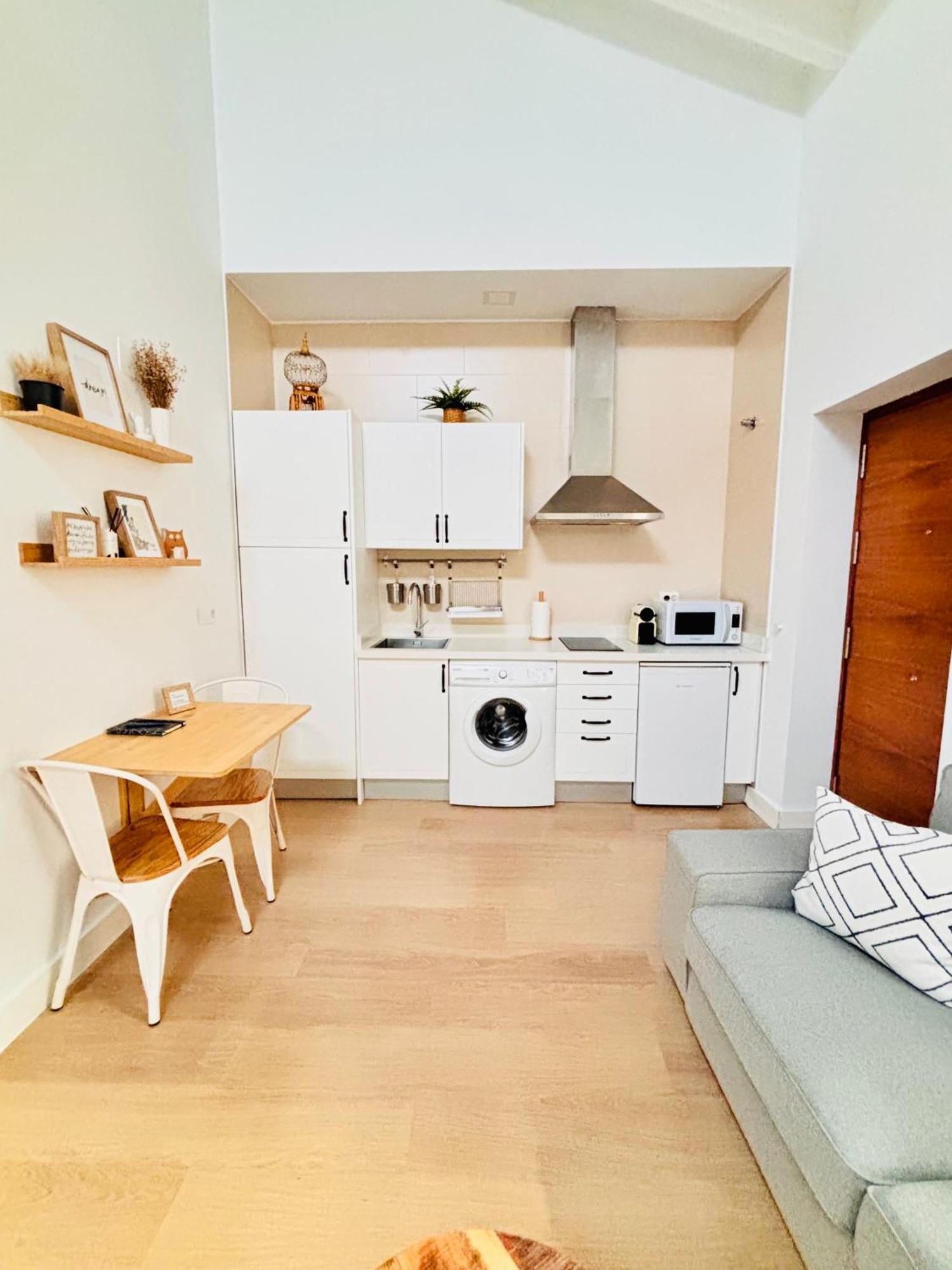 La Buhardilla Apartman Sevilla Kültér fotó