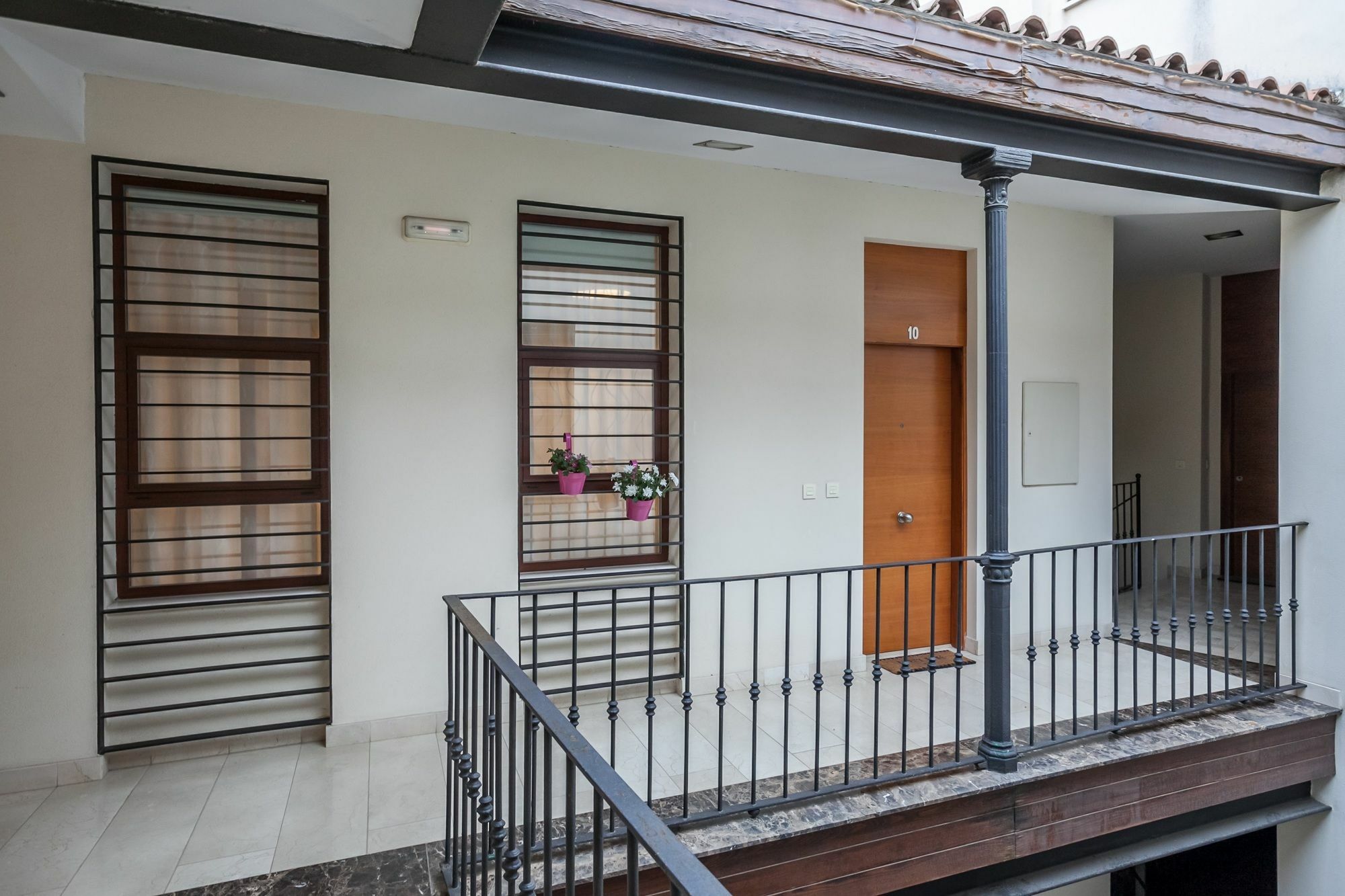 La Buhardilla Apartman Sevilla Kültér fotó